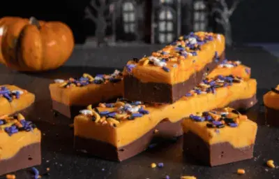 Tableta de dulce de azúcar de naranja y chocolate de Halloween